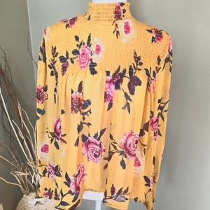 About a girl Top sz Lg